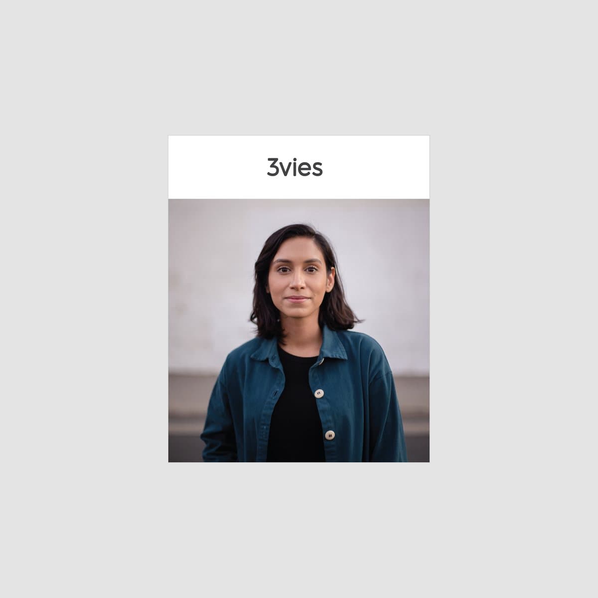 Cover of 3vies Volume 34, portrait of a woman with shoulder-length dark hair in a teal jacket.