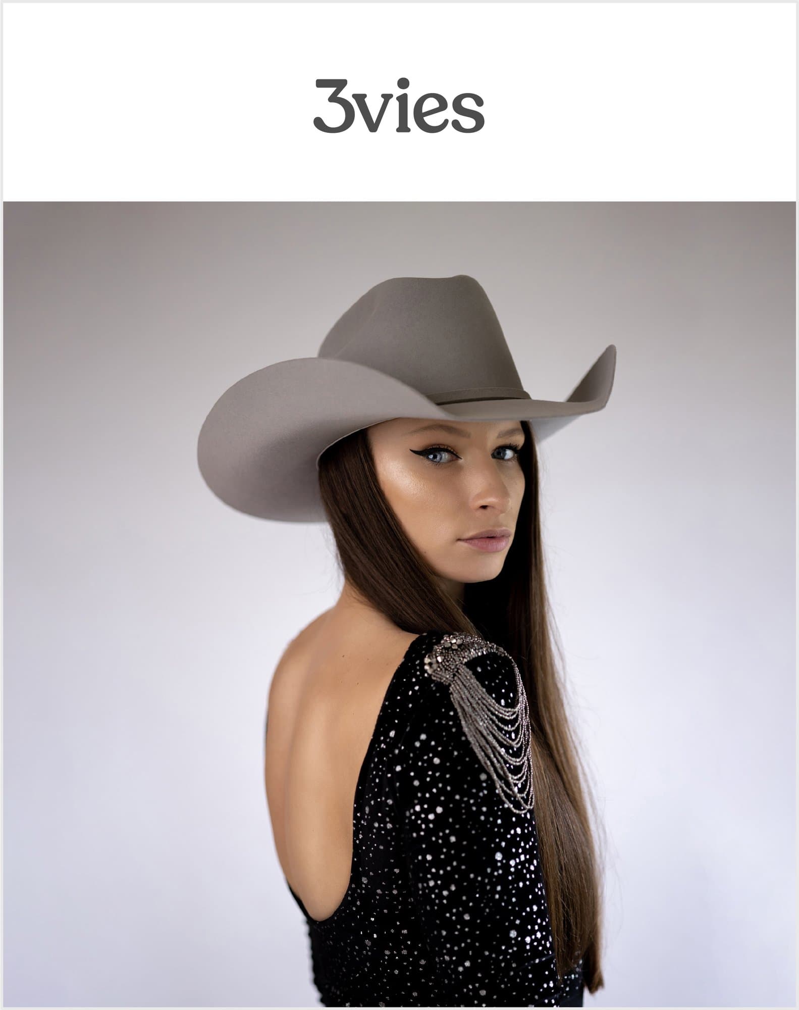 3vies magazine volume 36, Love
